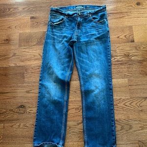 Reclaim jeans from Buckle men’s 31 Short.